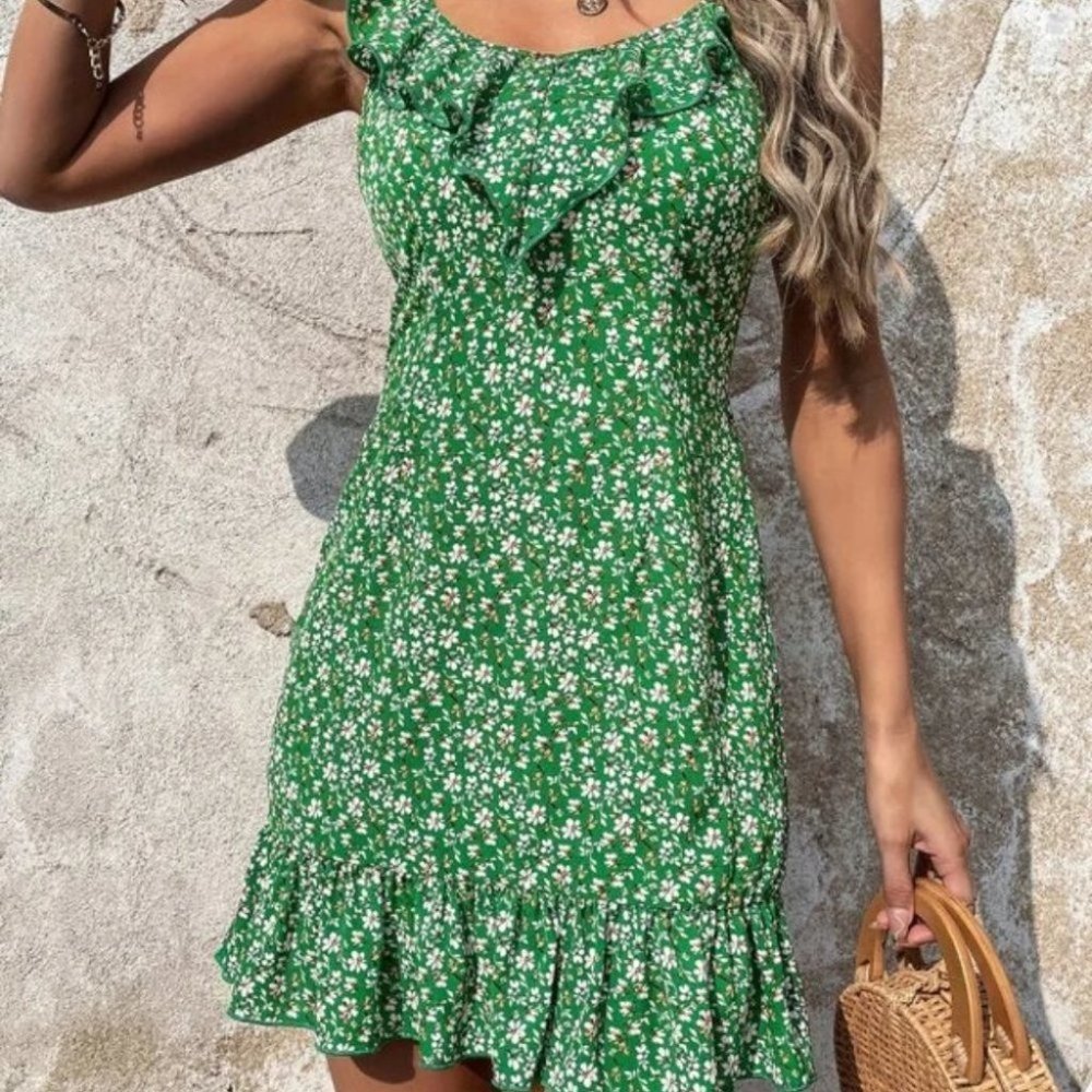 GREEN floral Print Ruffle Trim Backless Dress - Picture 6 of 8